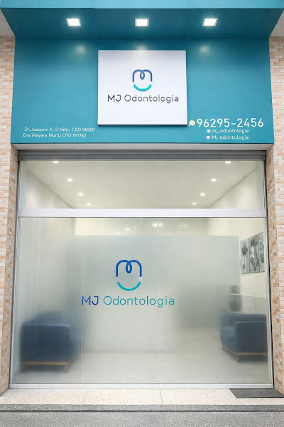 Foto 3 de MJ Odontologia | Implante Dentário | Periodontia | Tratamento de canal | Prótese dentária