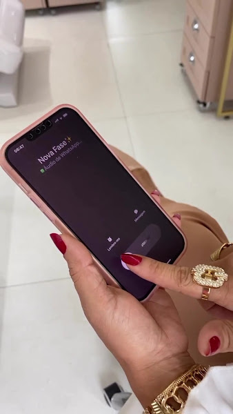 Foto 3 de Moezia Ferreira - Harmonização Facial