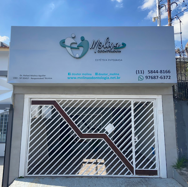 Foto 2 de Molina Odontologia Estética Integrada