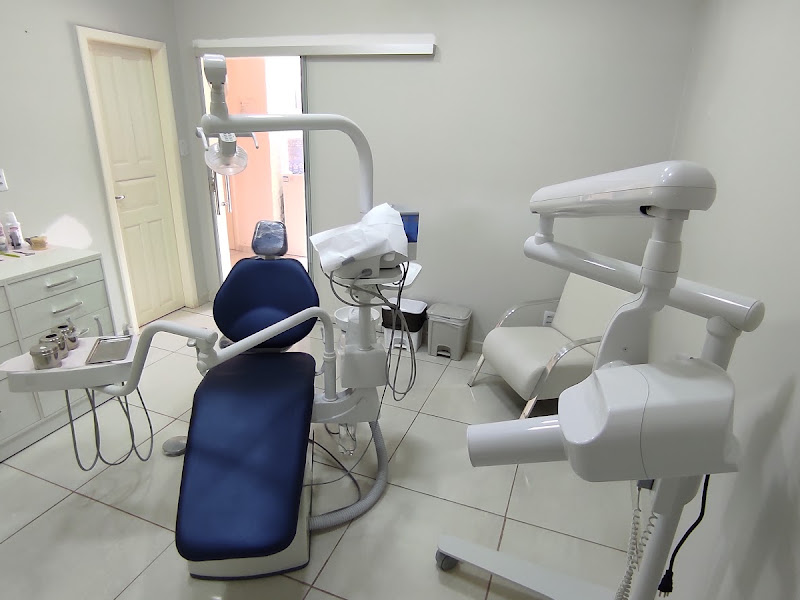 Foto 3 de MONARCA ODONTOLOGIA