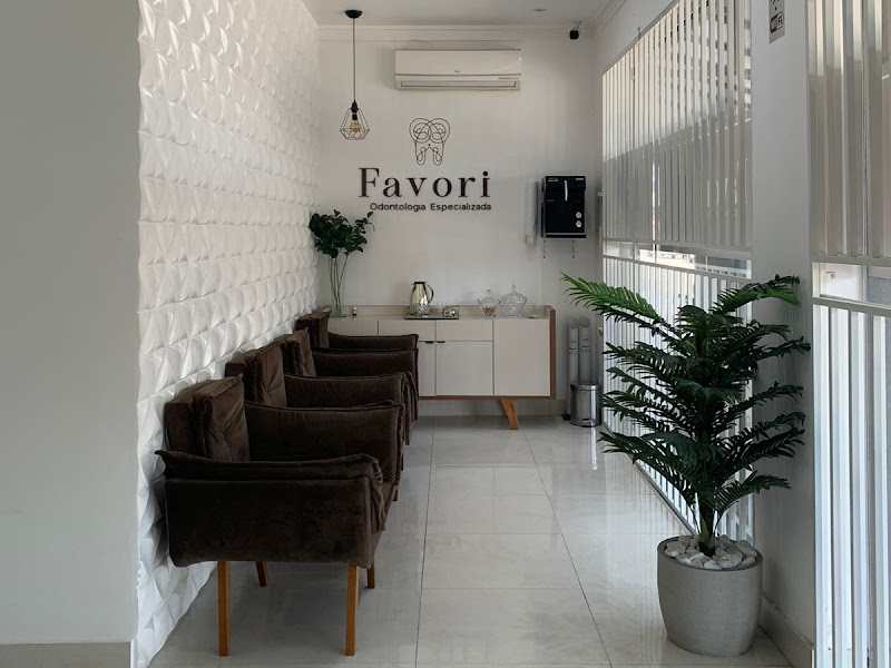 Foto 8 de Monarca Saúde: Clínica odontológica, Dentista, Ortodontia, Clareamento, Serra ES