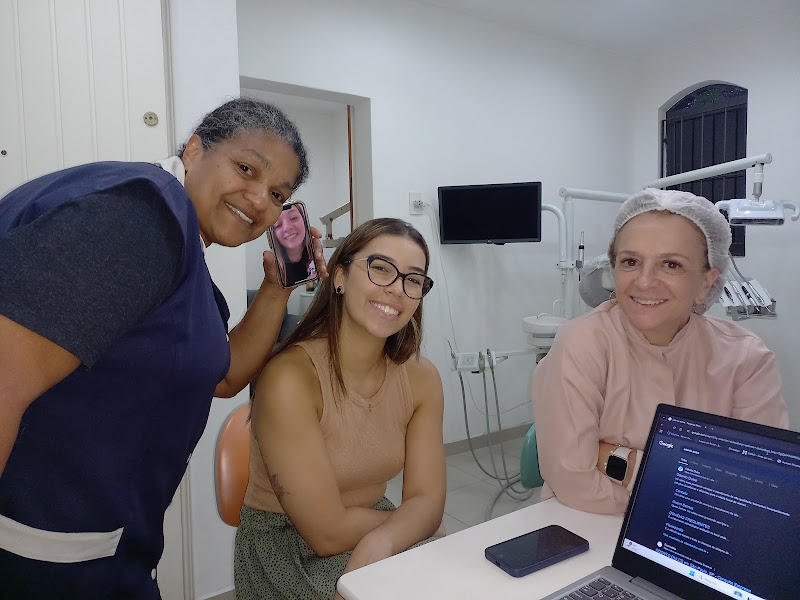 Foto 7 de Monika e Erika Odontologia
