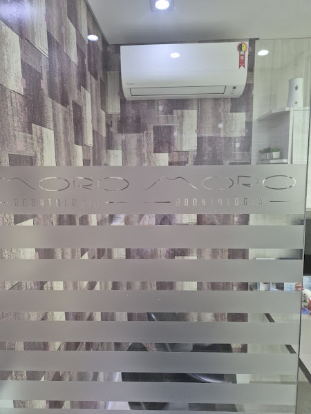 Foto 3 de Moro Odontologia