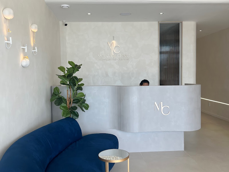 Foto 5 de Mouzari Odonto Clinic & Mouzari Kids Odontopediatria