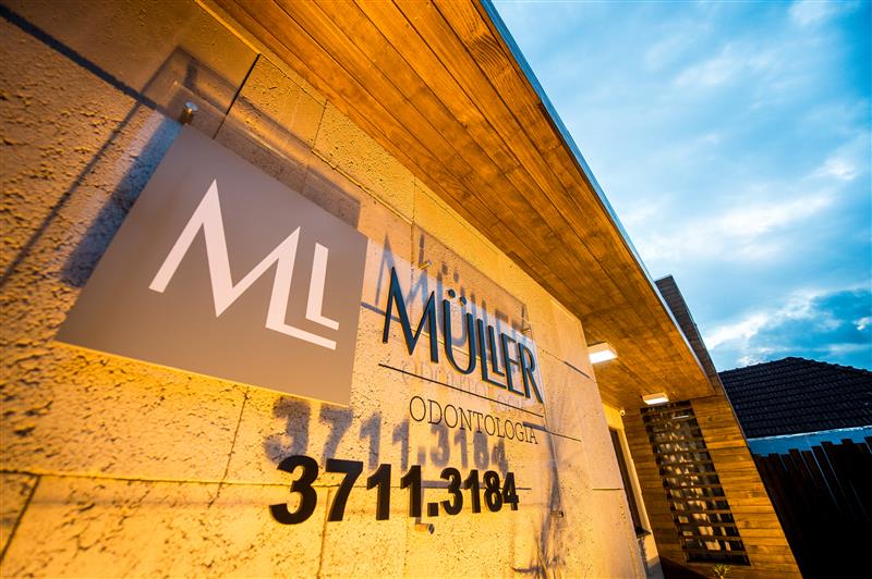 Foto 2 de Müller Odontologia/Design do Sorriso