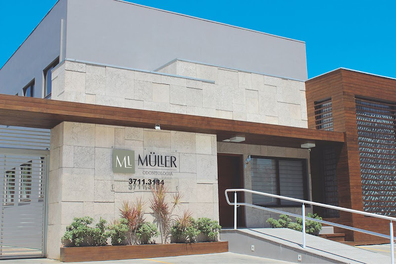 Foto 3 de Müller Odontologia/Design do Sorriso