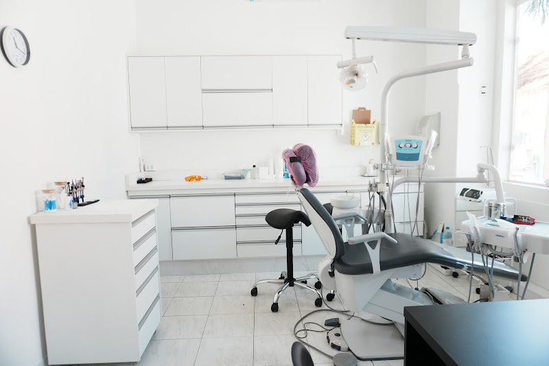 Foto 2 de MultClínica Odontologia Socorro - Dr. Rogerio Rissato