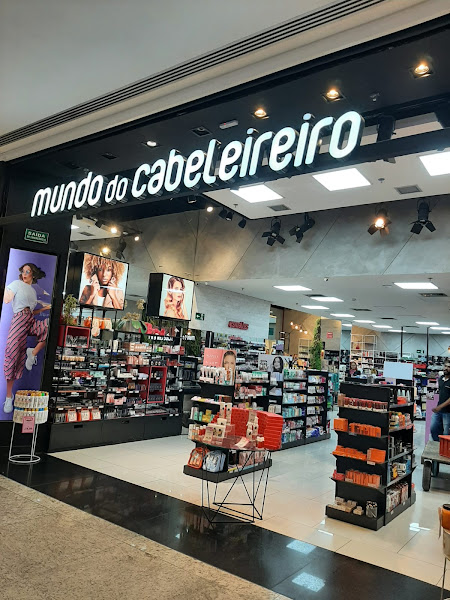 Foto 2 de Mundo do Cabeleireiro Shopping Patteo: Produtos de Beleza, Maquiagem, Olinda PE