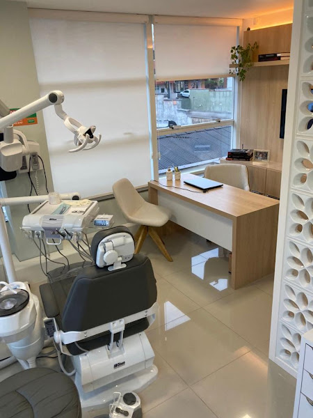 Foto 3 de Murieli Montemezzo Odontologia Especializada