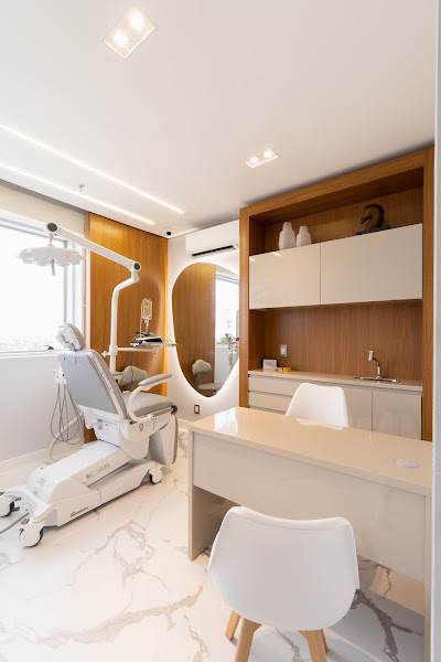 Foto 3 de Nascimento Implantes e Odontologia