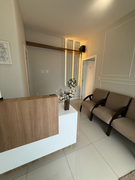 Foto 2 de Natalia Sandri | Dentista Erechim