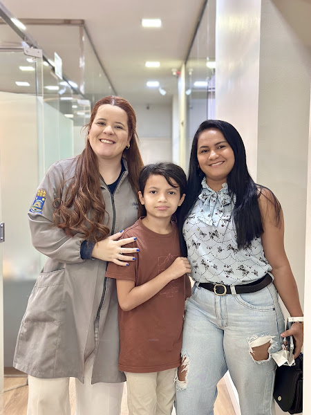 Foto 2 de Natiele Carvalho - ORTODONTISTA