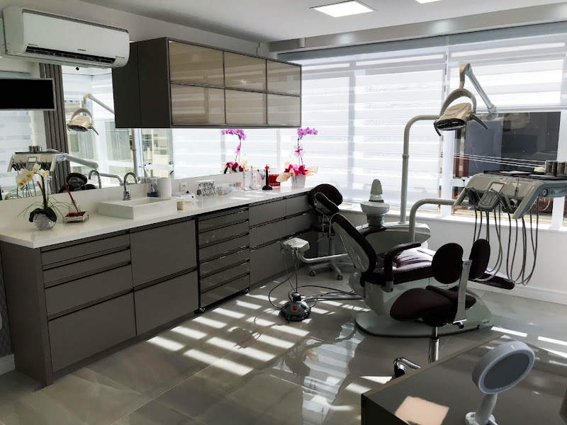 Foto 2 de Nazario Odontologia - Implantodontia e Ortodontia | Dentista em Caxias do Sul e São Marcos