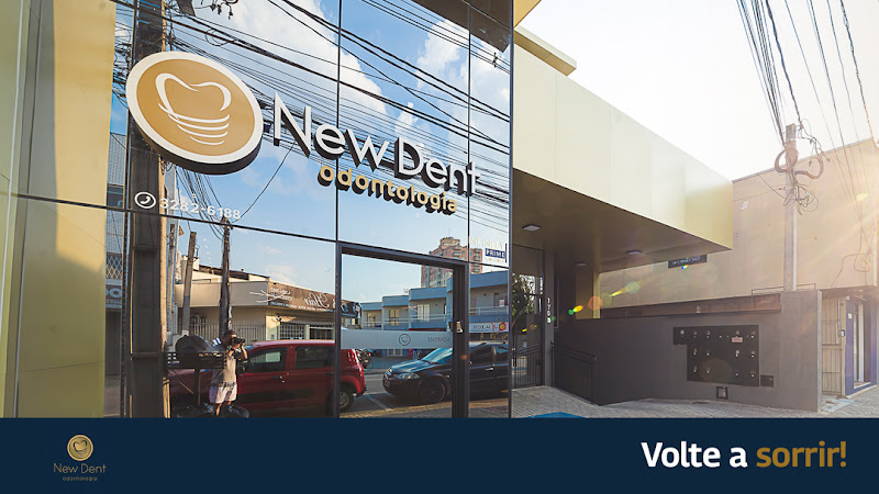 Foto 2 de New Dent Odontologia | Implante Dentário | Lente de Contato Dental | Centro | São José dos Pinhais - PR