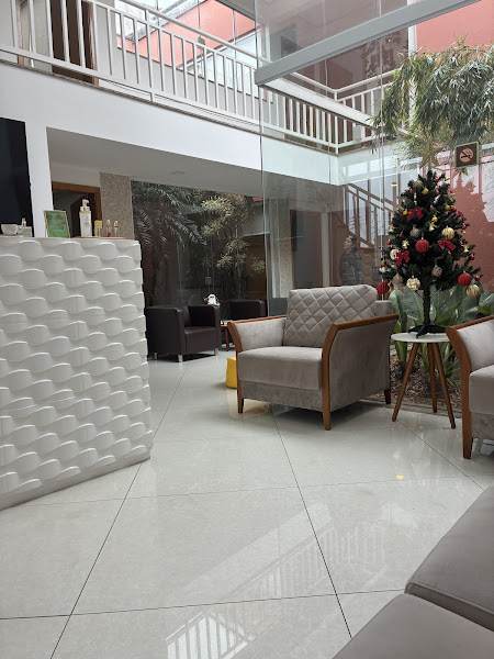 Foto 2 de Nia Clinic