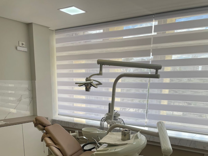 Foto 3 de NICOLETI E RUIZ - ODONTOLOGIA E HARMONIZAÇÃO OROFACIAL
