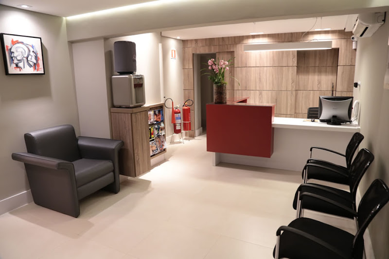 Foto 3 de NovaFace Cirurgia BucoMaxiloFacial