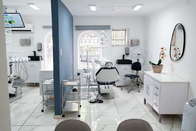 Foto 3 de Nucleodente | Aparelho Invisível | Implantes | BH