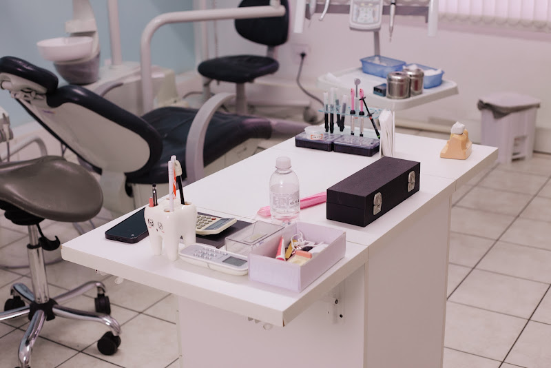 Foto 2 de Odonto Amizade - Dra Luciana Tardelli - Dentista em Sumaré