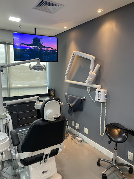 Foto 3 de Odonto Andrade - Clínica Odontológica | Atendimento Particular | Barra Shopping Sul Porto Alegre - RS