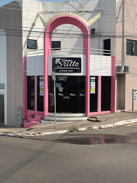 Foto 2 de Odonto Britto - Dra Rosely e Dr Ronaldo