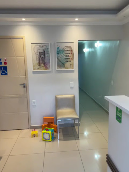 Foto 3 de Odonto Cantelli| Dentista Indaiatuba| Clinico Geral| Restauração| Extração de Siso|Aparelho Invisível| Ortodontia (aparelho)|