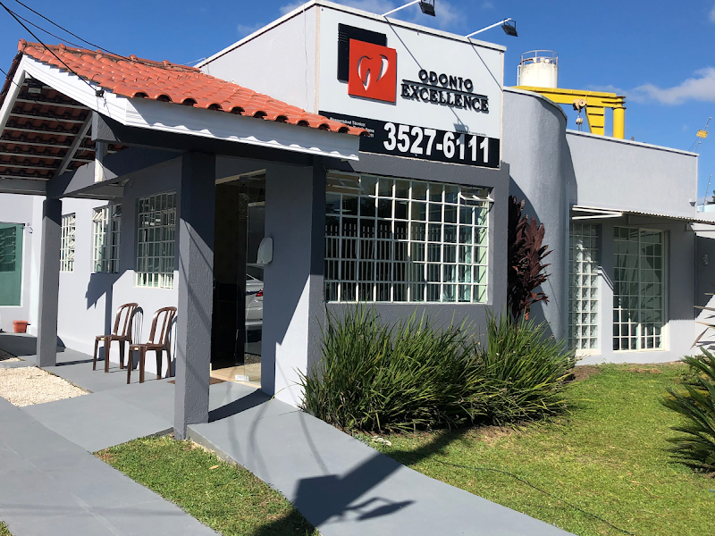 Foto 2 de Odonto Excellence Curitiba, Uberaba - Dentista