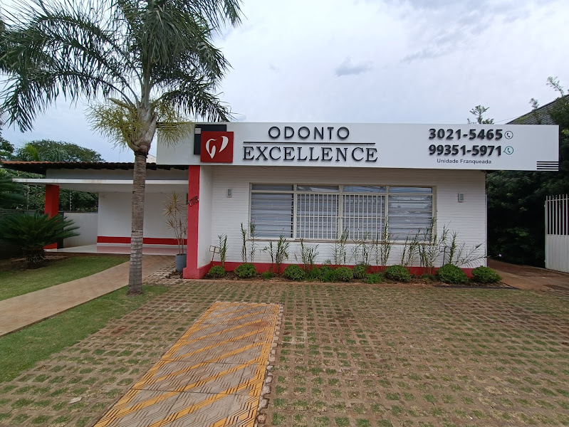 Foto 2 de Odonto Excellence Dourados Centro - EPAO 621 - Resp. Técnico CD Dr. Heitor Garcia Perini CRO-MS 8227