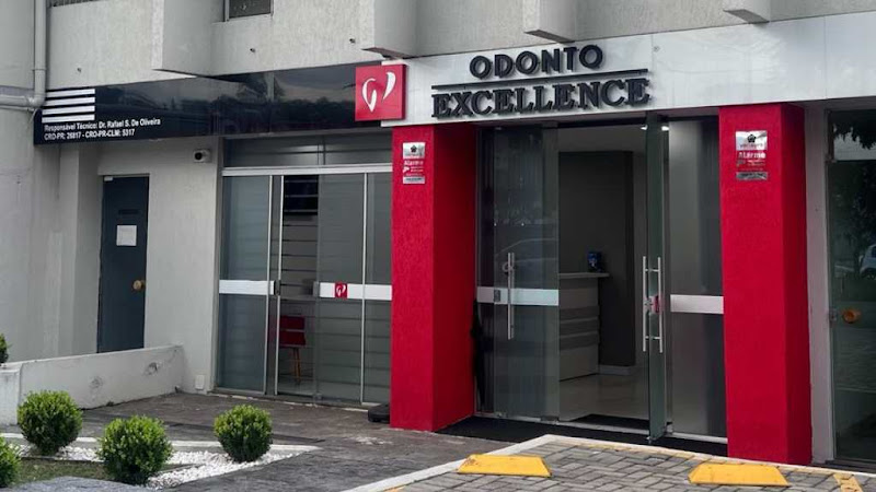 Foto 2 de Odonto Excellence Parolin | Dentista|Clareamento dentário|Aparelho Ortodôntico