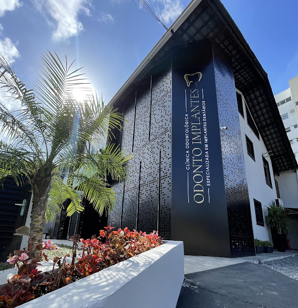 Foto 2 de Odonto Implantes