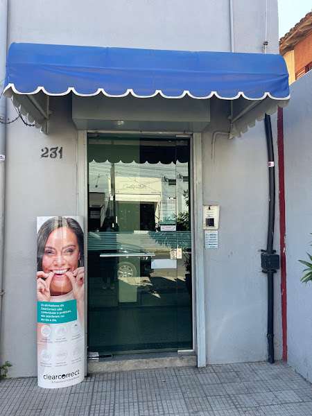 Foto 2 de Odonto Jaraguá BH - Ortodontia, Alinhadores, Implantes, Cirurgias, Facetas, Placa de Bruxismo, Harmonização e muito mais!