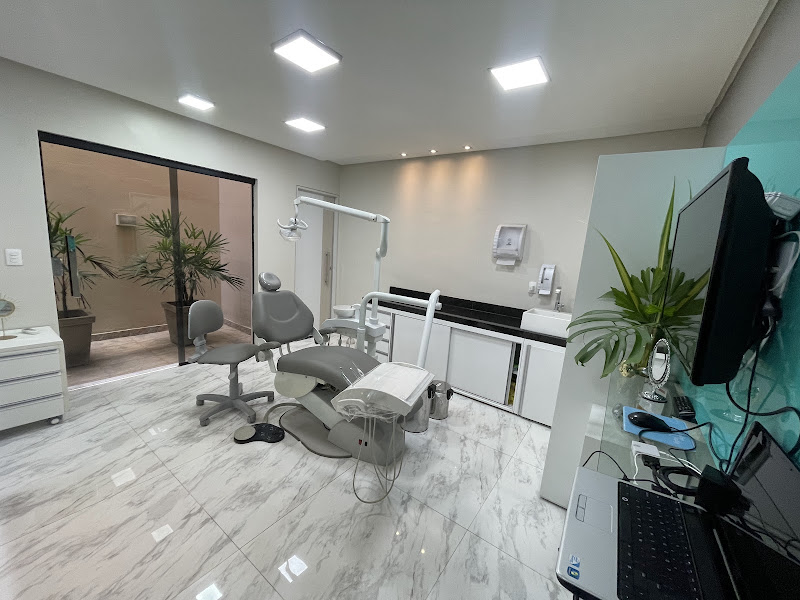 Foto 4 de Odonto Melo Dra, Hélida Melo