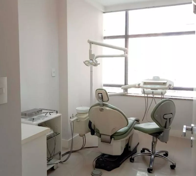 Foto 2 de Odonto Millenium - Implantes Dentários - Centro - Juiz de Fora