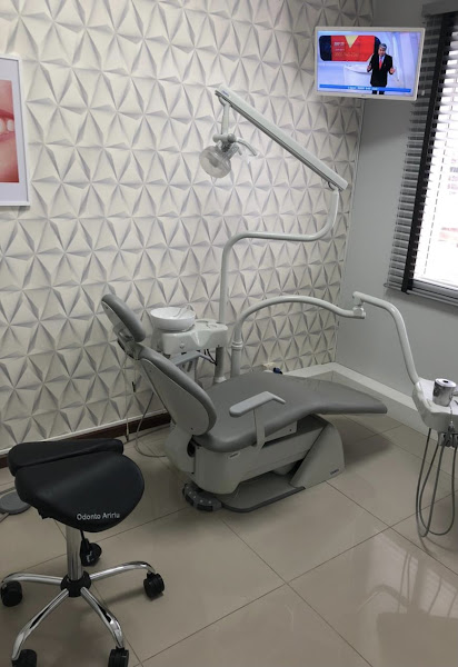 Foto 2 de Odonto Palhoça Aririu e Madri