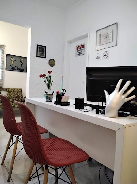 Foto 2 de Odonto-Sil - Dra. Silvana Tromboni Kottke