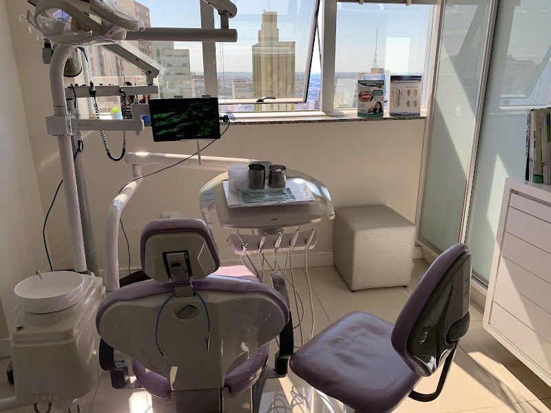 Foto 2 de ODONTO TAN - Andrea Tan INVISALIGN DOCTOR e Francisco Tan - Odontologia Especializada