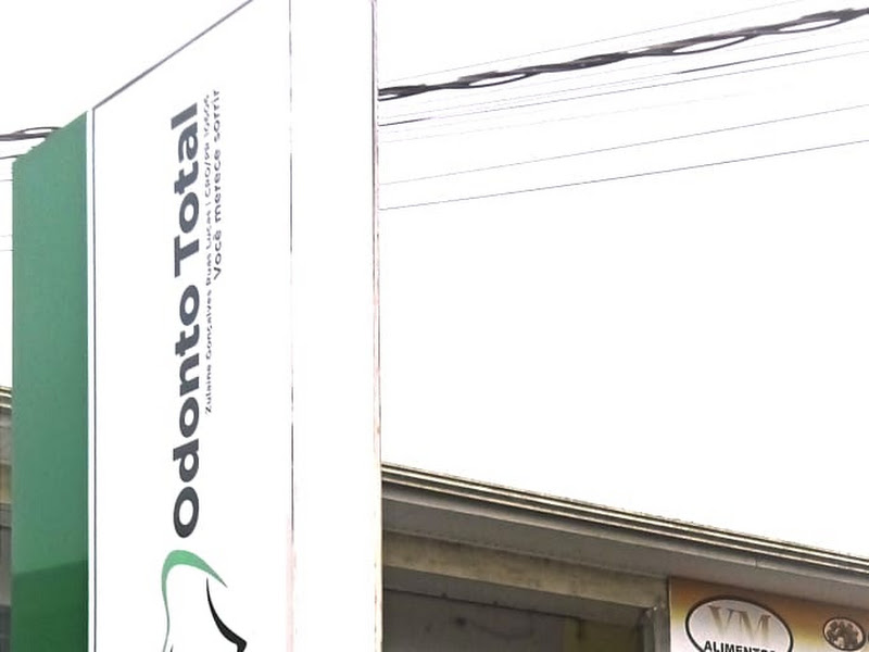 Foto 9 de Odonto Total Curitiba - Somos Especialistas em Implante Dentário, Ortodontia, Próteses e Estética dental.