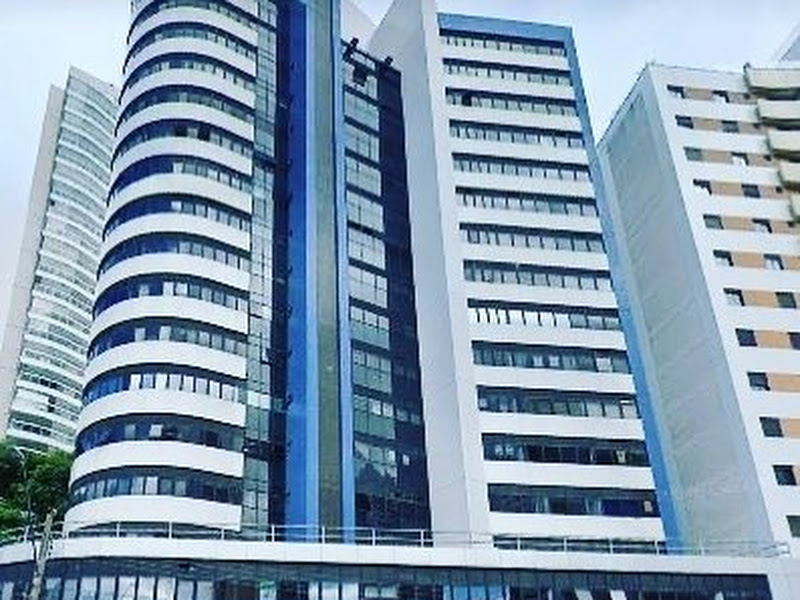 Foto 11 de Odonto Total Curitiba - Somos Especialistas em Implante Dentário, Ortodontia, Próteses e Estética dental.