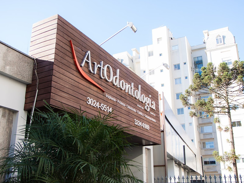 Foto 10 de OdontoArtDesign | Facetas no Batel