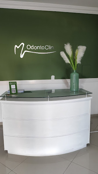 Foto 2 de OdontoClin