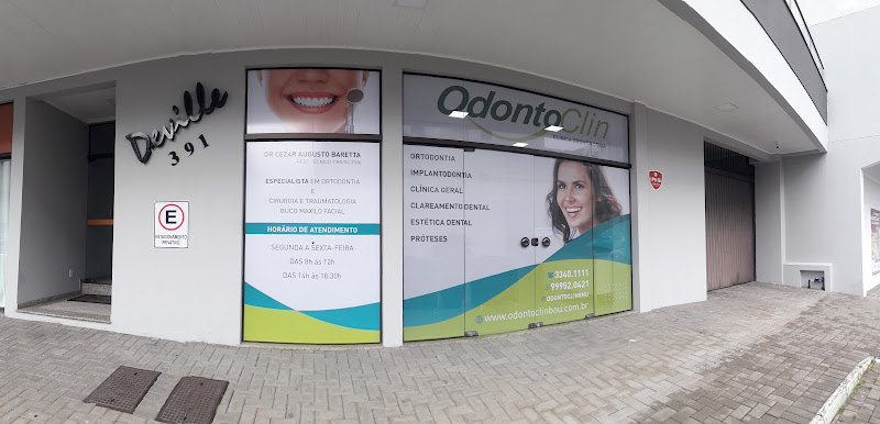 Foto 2 de Odontoclin