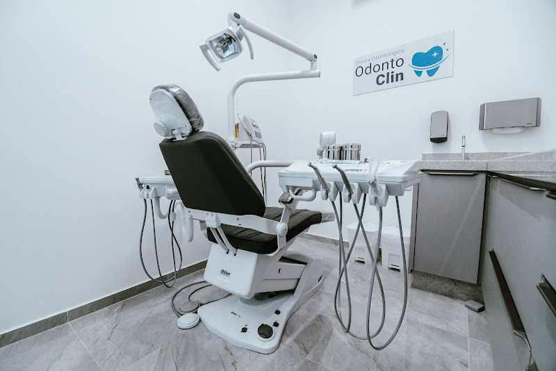Foto 2 de OdontoClin Palhoça