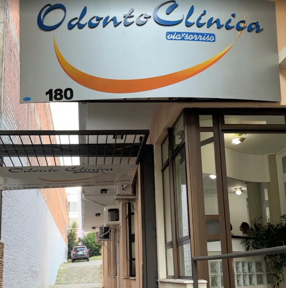 Foto 2 de Odontoclínica Via de Sorriso