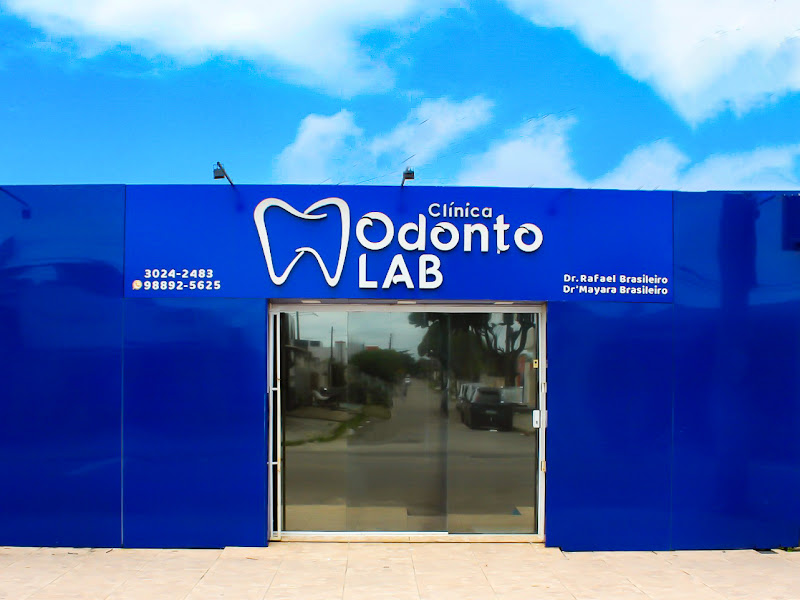 Foto 9 de OdontoCompany Geisel - Clínica Odontológica - Próteses - Implantes - Ortodontia - Dentistas