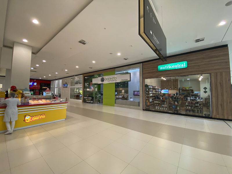 Foto 2 de OdontoCompany - Golden Shopping | Clínica Odontológica | Dentista | Implantes, Próteses e Facetas Dentárias em Calhau