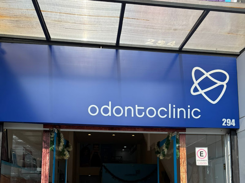 Foto 10 de OdontoCompany Santo Amaro | Ortodontia | Implantes | Carga imediata | Prótese dentaria | Facetas | Dentista em Santo Amaro