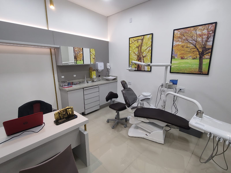 Foto 6 de OdontoDez dentista, prótese e Implante Gravataí