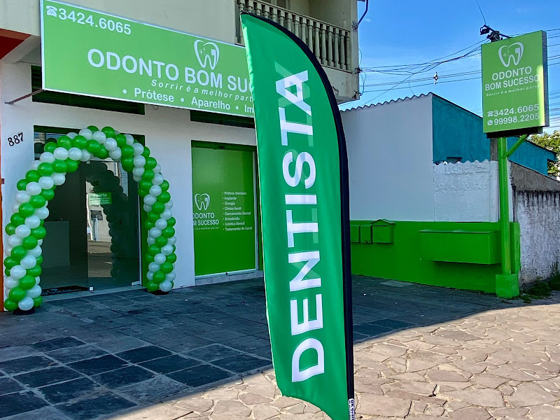 Foto 7 de OdontoDez dentista, prótese e Implante Gravataí