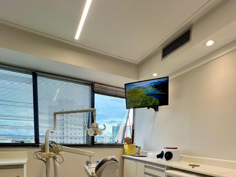 Foto 11 de OdontoHills - Dentistas de Urgência