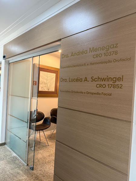 Foto 3 de Odontologia Biológica e Integrativa Dra Andréa Menegaz